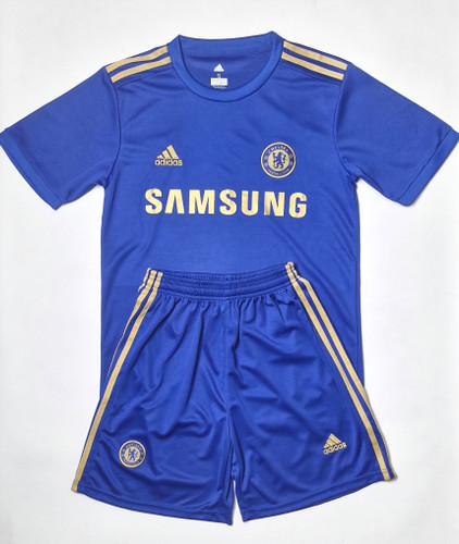کیت هواداری اول چلسی 2012/2013_Chelsea_2012-13_Home_Fan_Kit.jpg