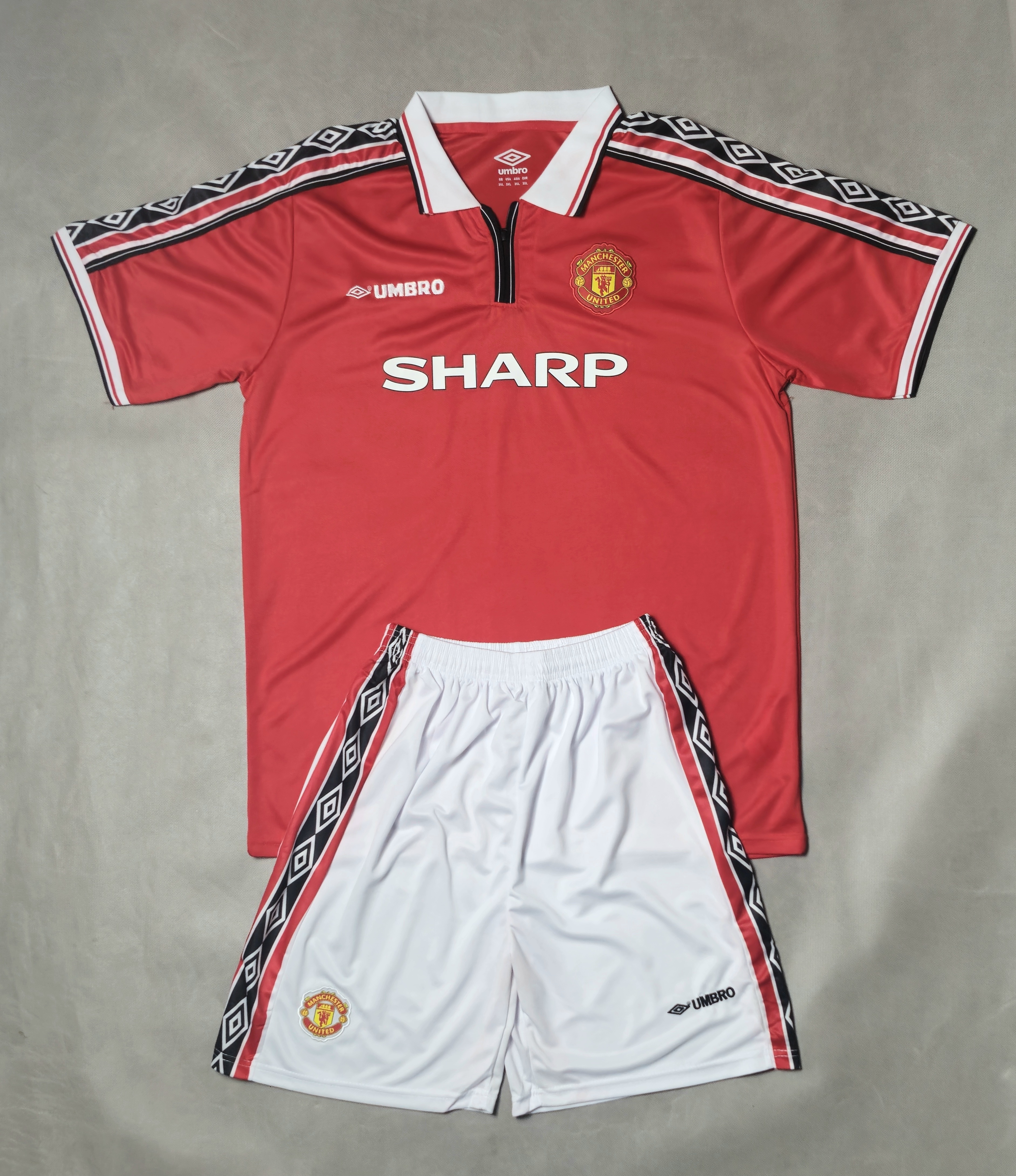 کیت سایز بزرگ اول منچستر یونایتد 1998/1999_manchester-united-1998-1999-plus-size-football-kit