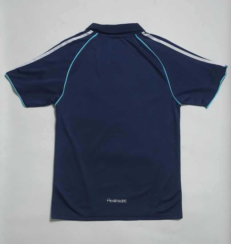 کیت هواداری دوم رئال مادرید 2005/2006